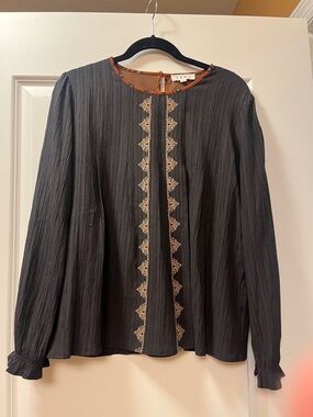 Black Long-Sleeve Textured Blouse